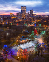 BOSTON LIGHTS UP THE FESTIVE LIGHTS